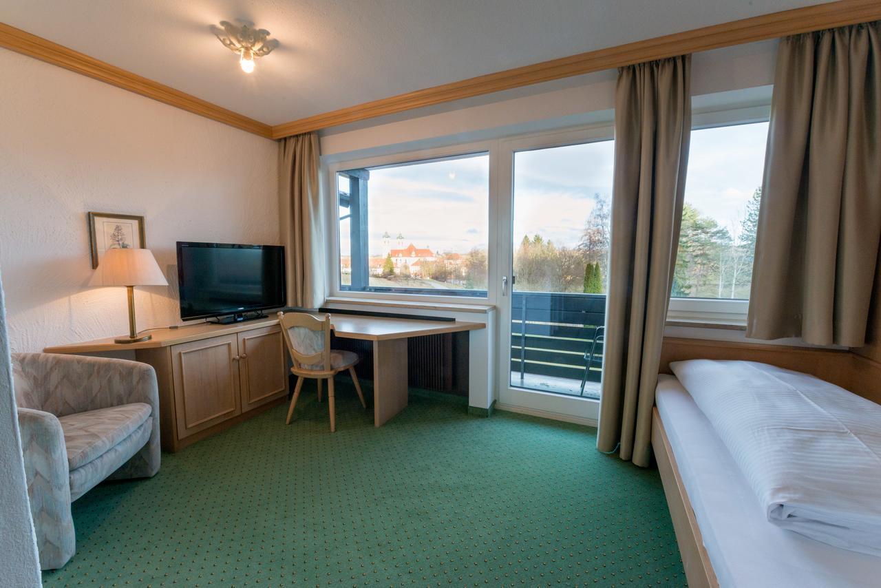 Hotel St. Ulrich Garni Ottobeuren Kültér fotó
